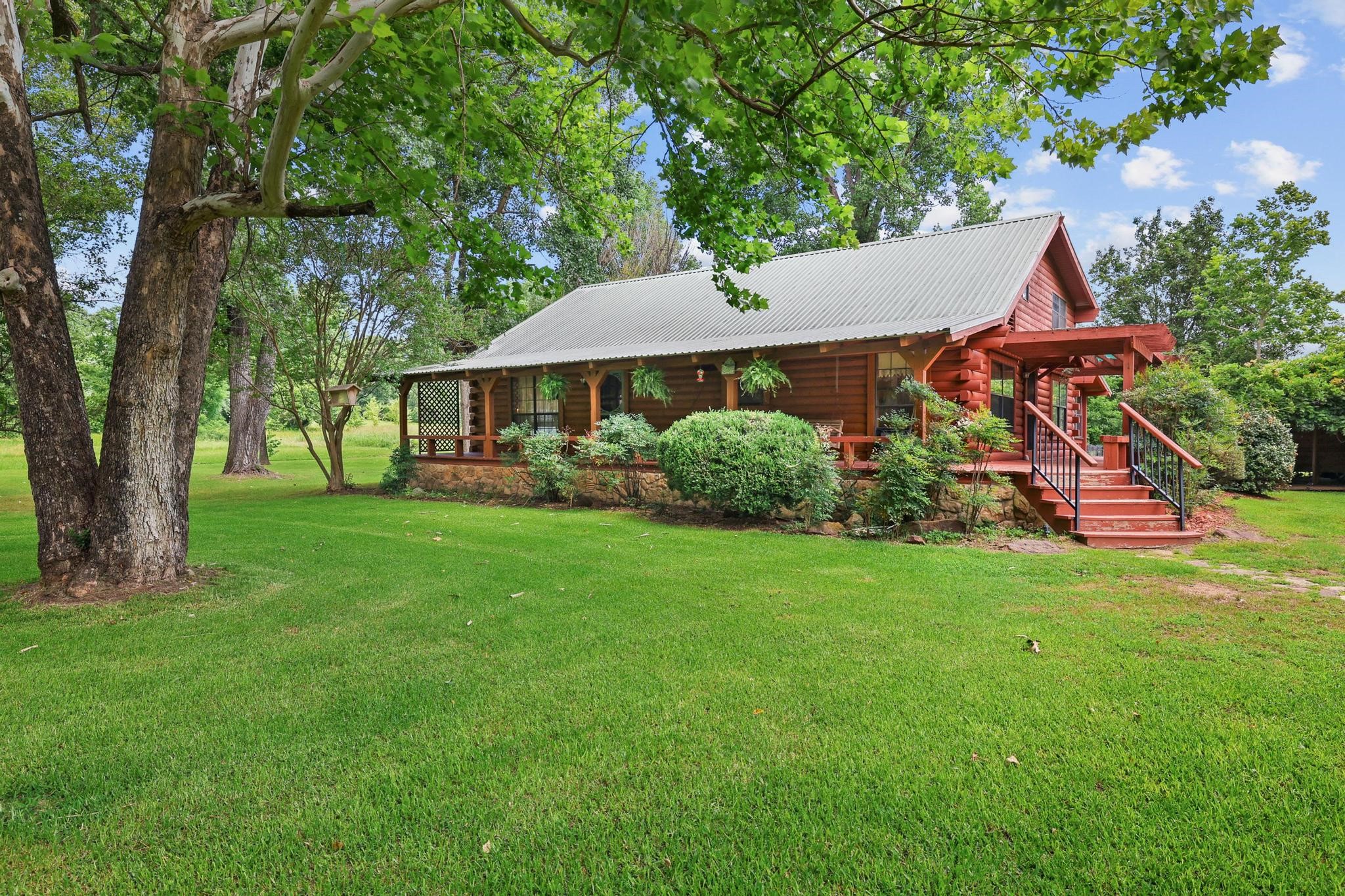 3153 State Road 91 Colbert OK 74733