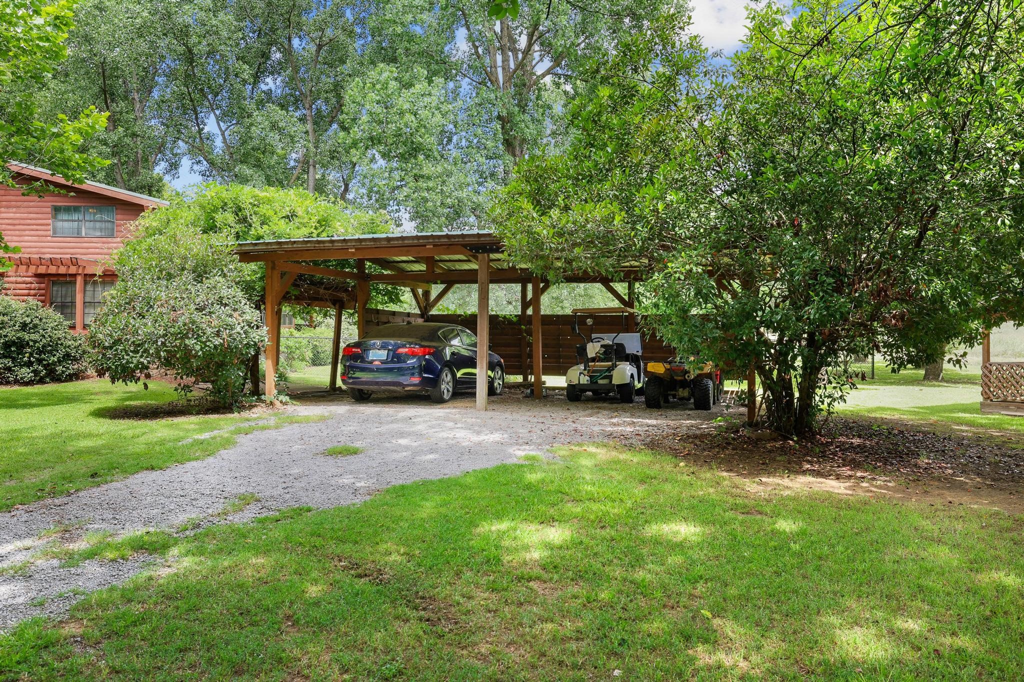 3153 State Road 91 Colbert OK 74733