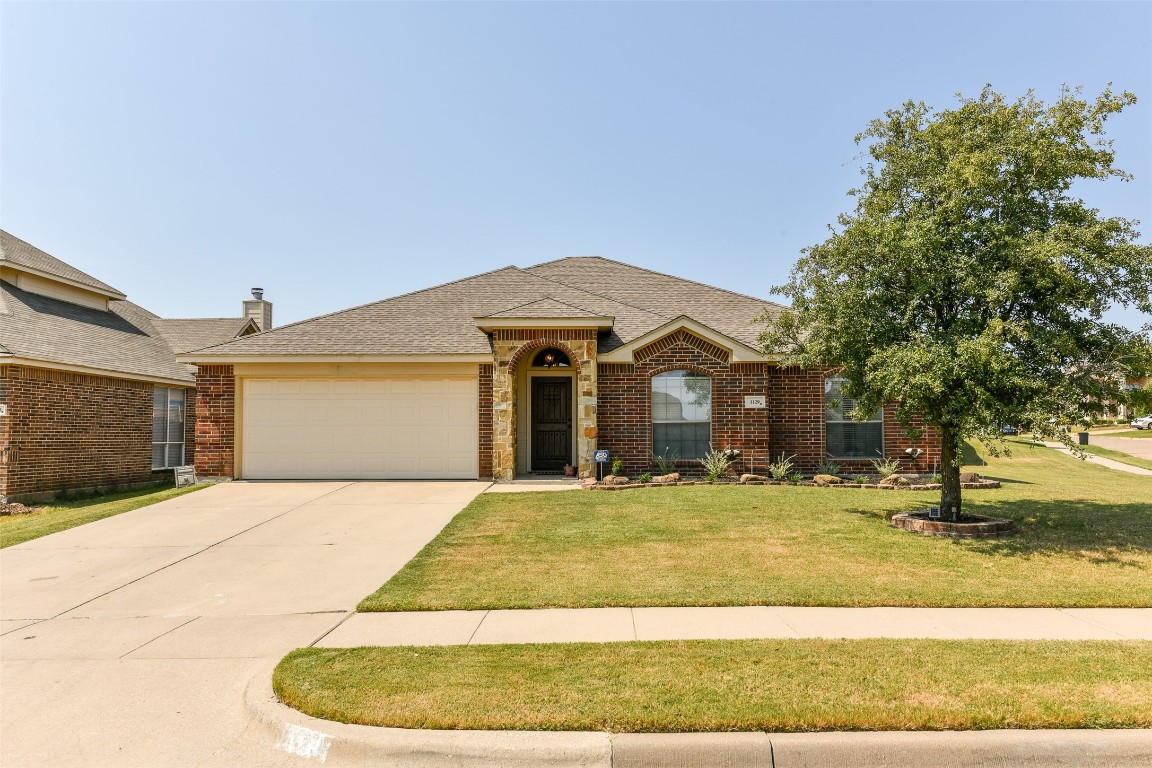 1129 Linden Drive Burleson TX 76028