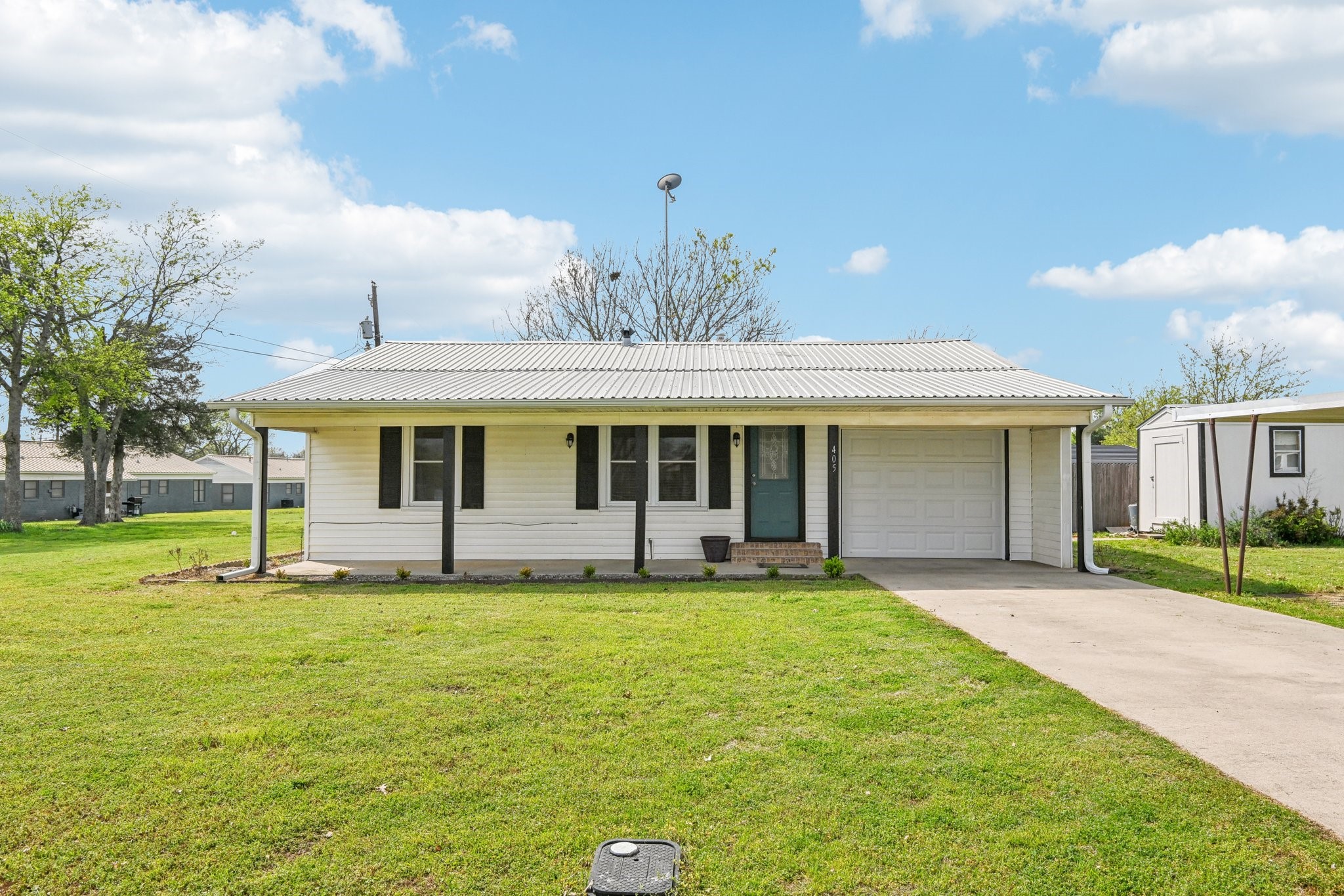 405 Willard Hall Street Leonard TX 75452