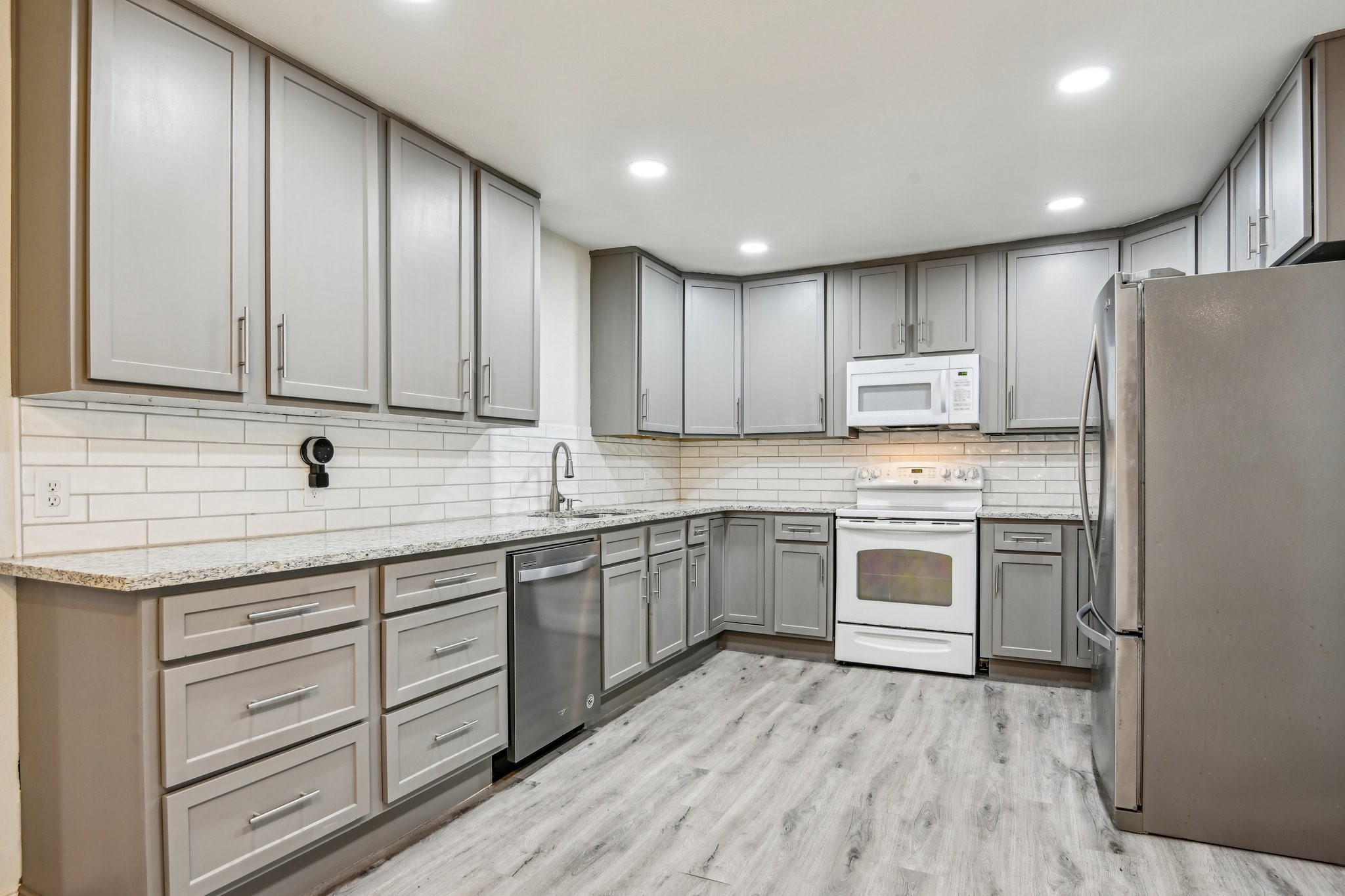 405 Willard Hall Street Leonard TX 75452