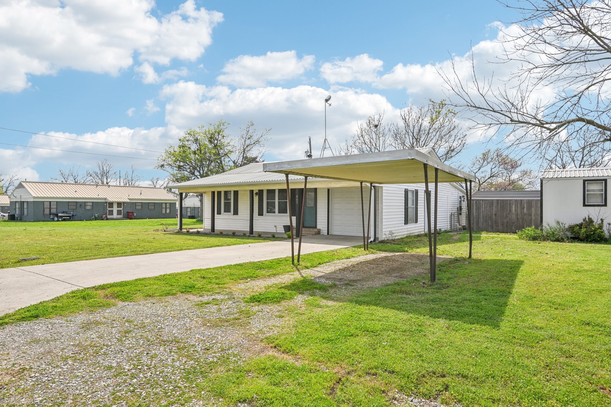 405 Willard Hall Street Leonard TX 75452