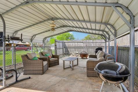 405 Willard Hall Street Leonard TX 75452