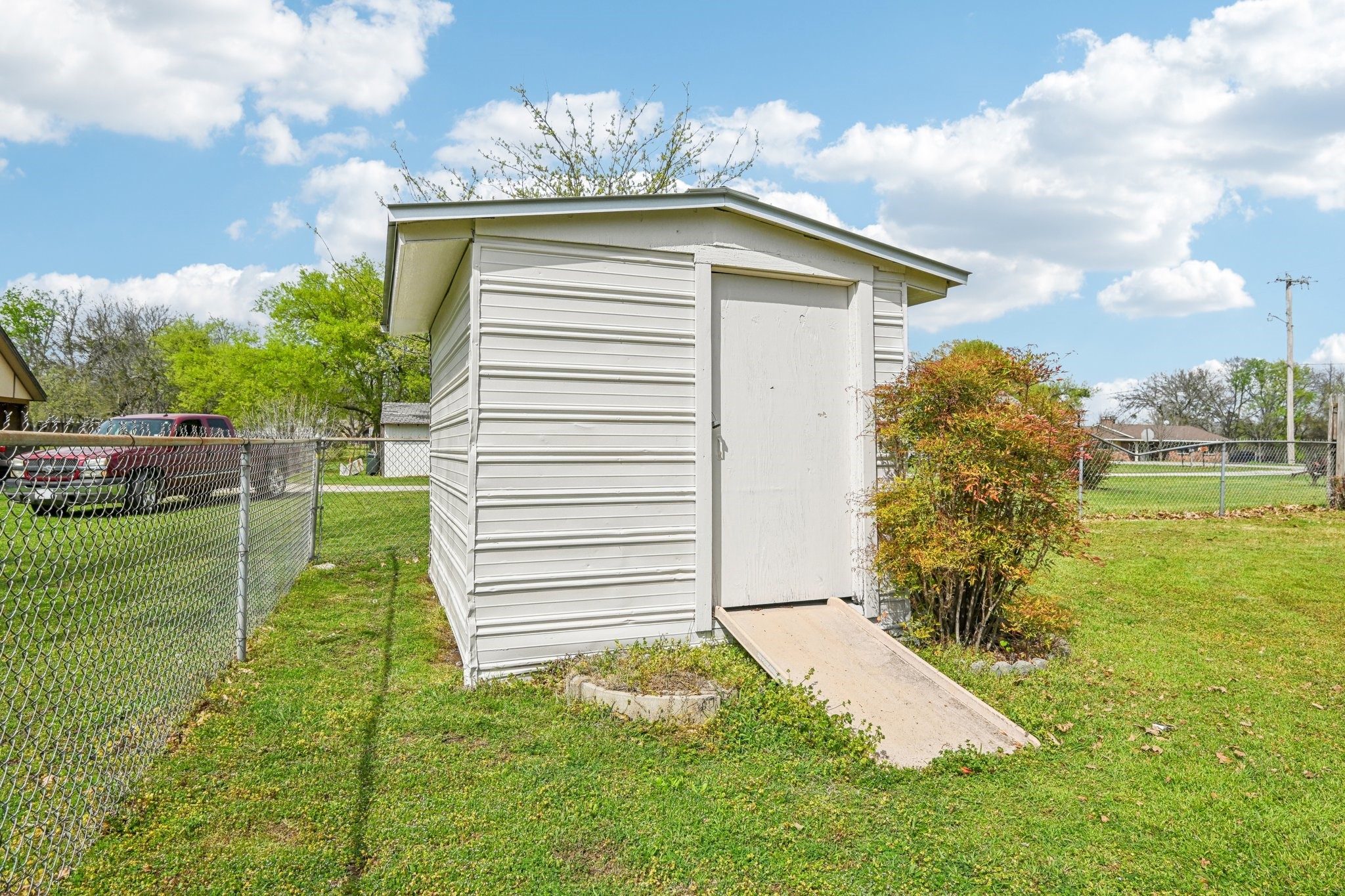 405 Willard Hall Street Leonard TX 75452