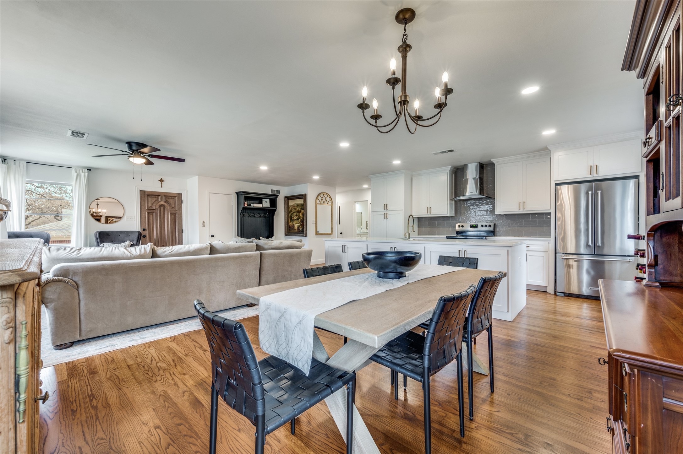 416 Lakeside Drive Irving TX 75062