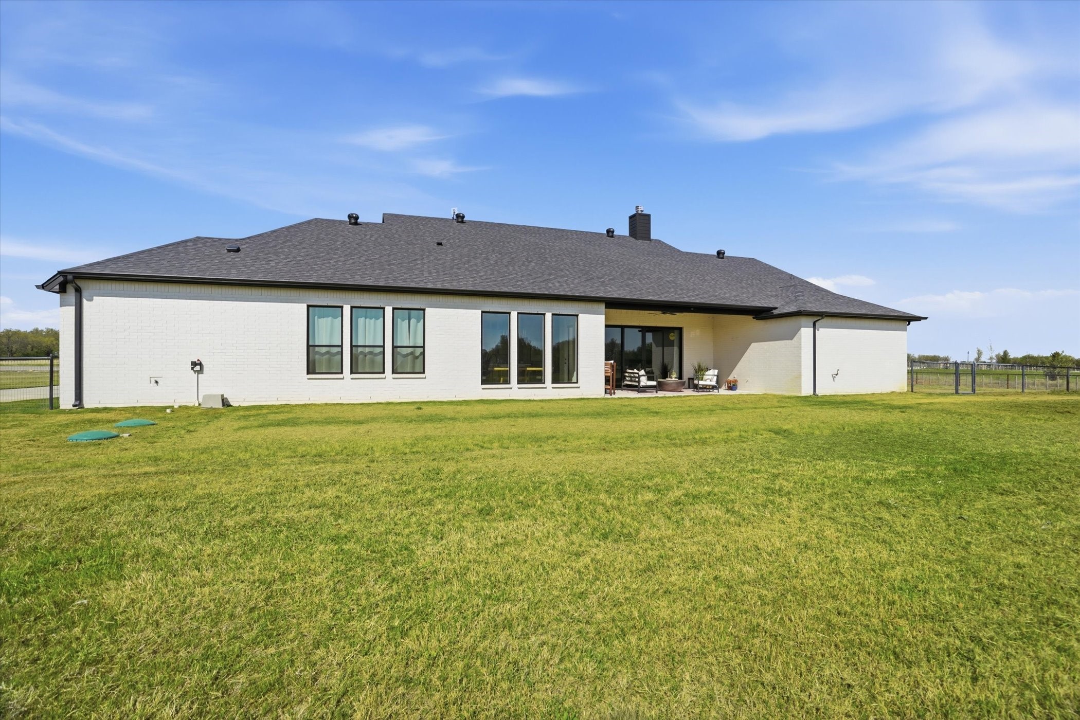 561 Royal Santana Weatherford TX 76087