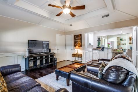 3821 Kelly Boulevard Carrollton TX 75007