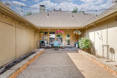 3821 Kelly Boulevard Carrollton TX 75007