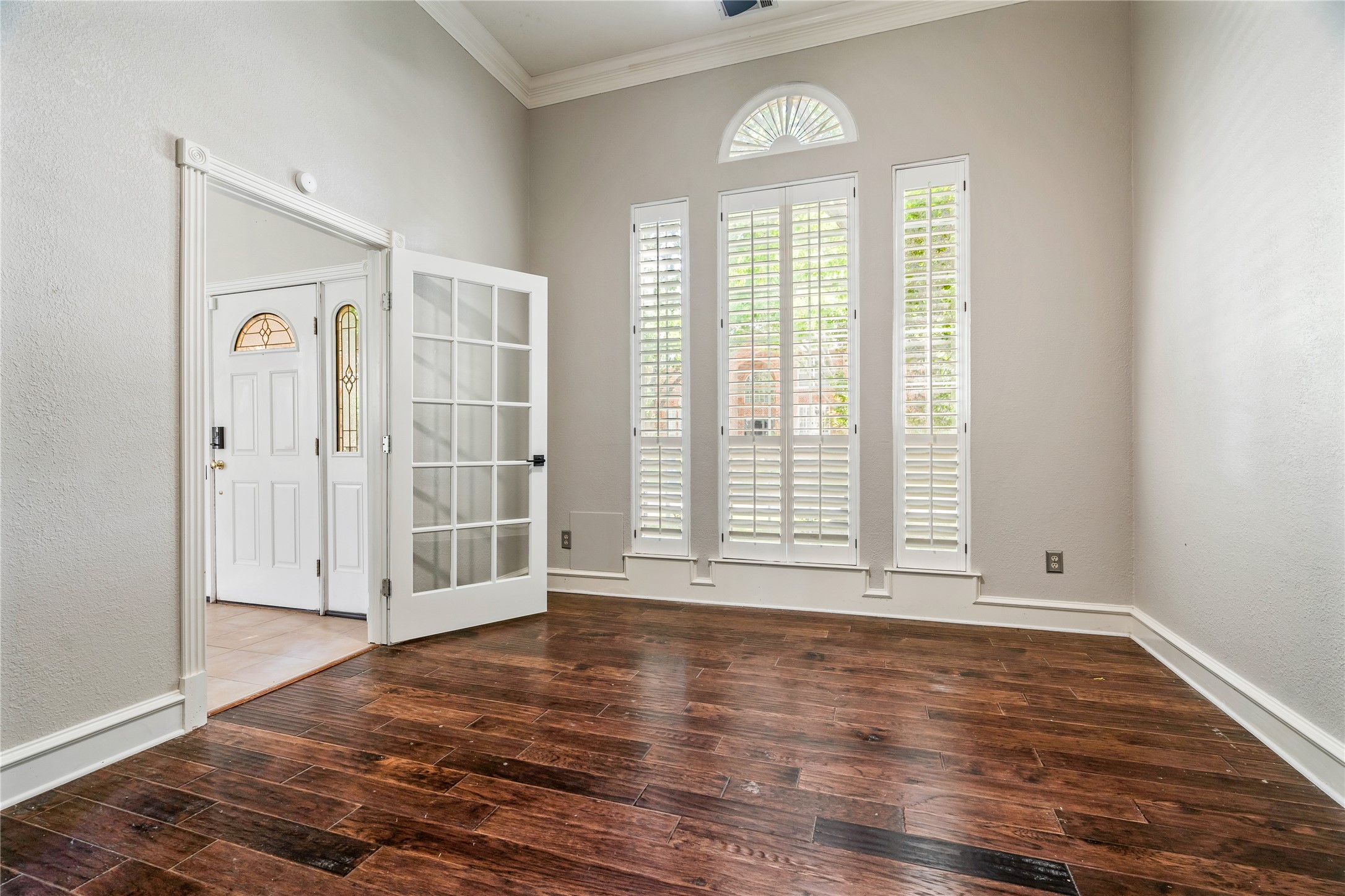 5913 Sandhills Circle Plano TX 75093