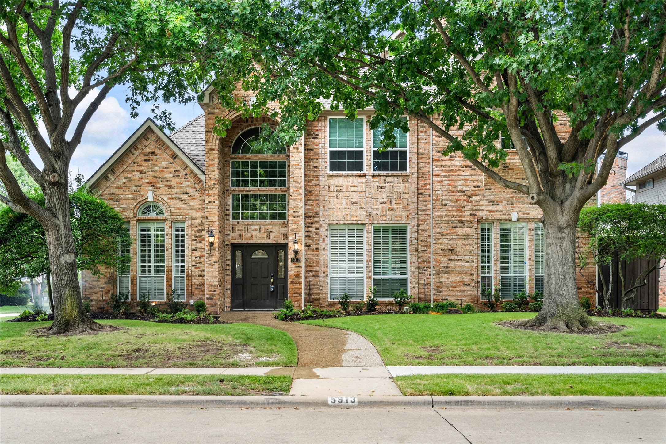 5913 Sandhills Circle Plano TX 75093