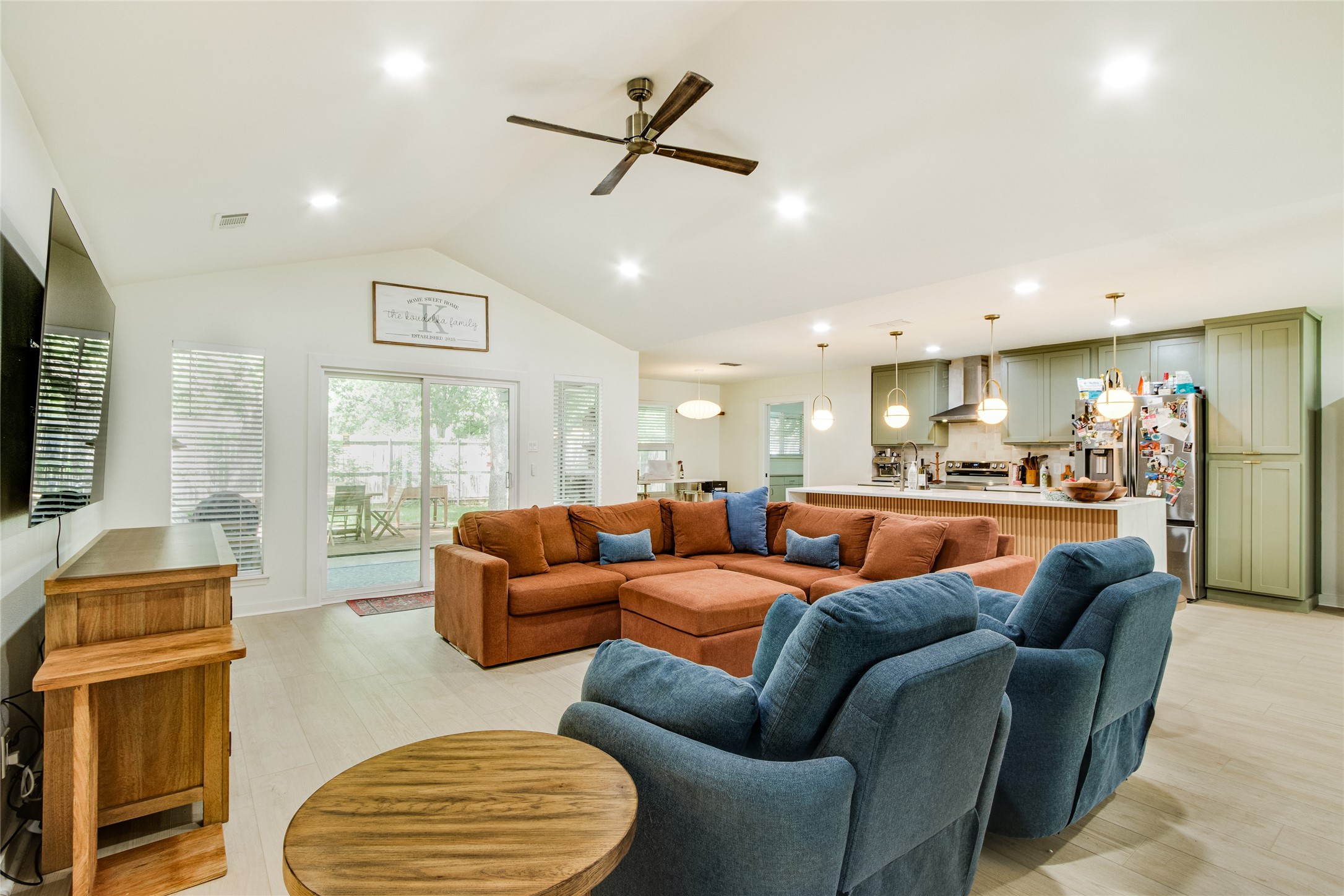 1209 Wade Drive Bedford TX 76022