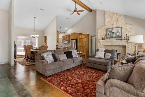 211 N Beverly Drive Malakoff TX 75148