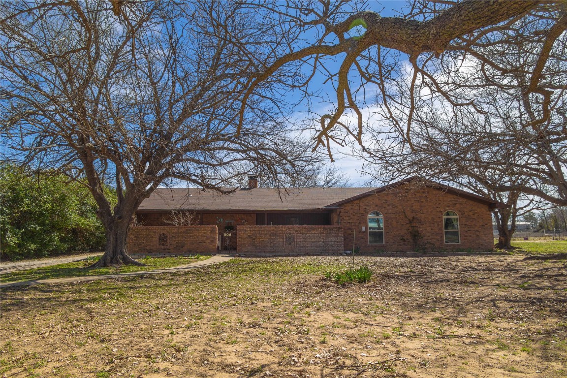 806 N Winkler Street Gorman TX 76454
