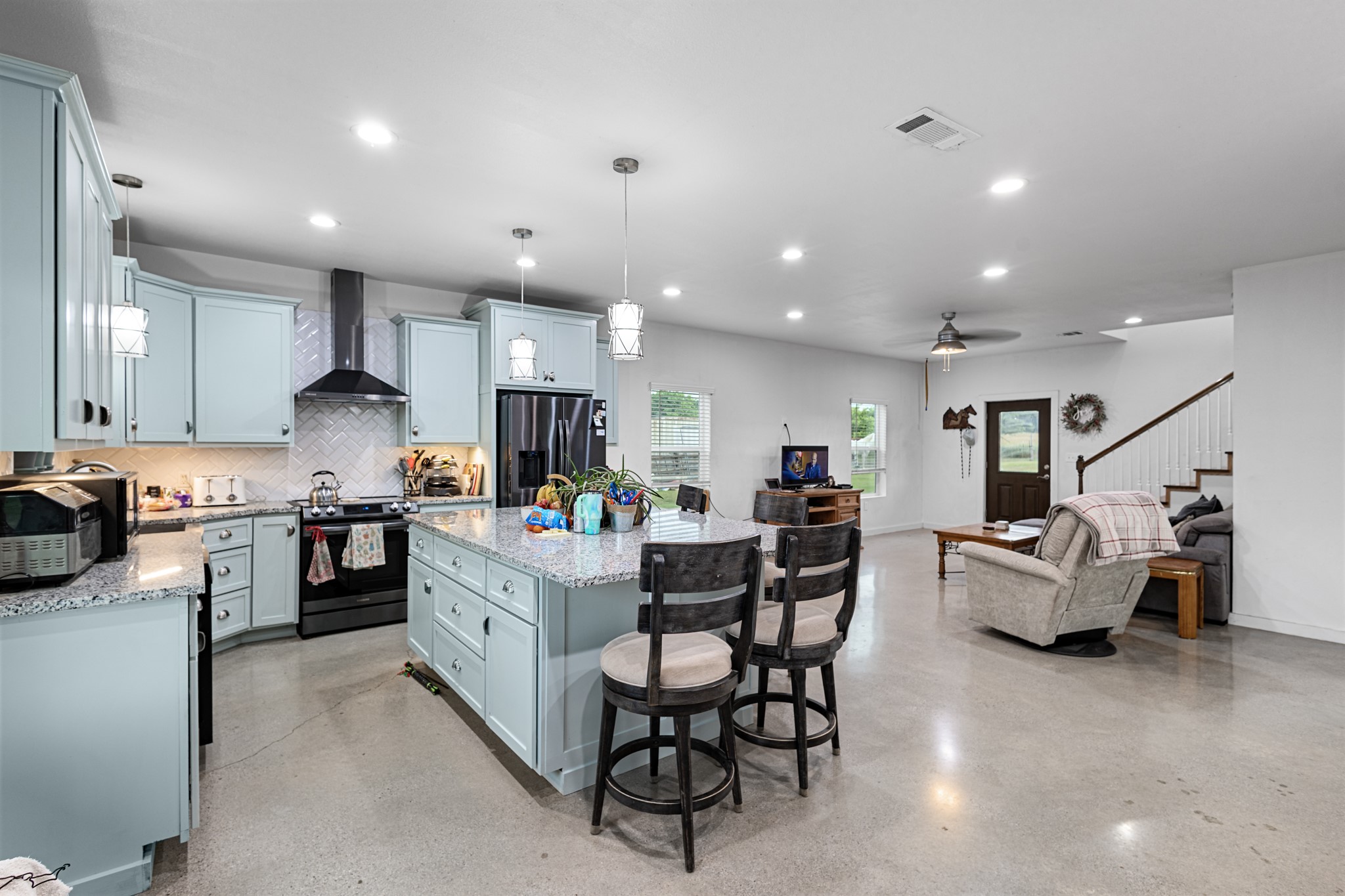 124 County Road 4511 Decatur TX 76234
