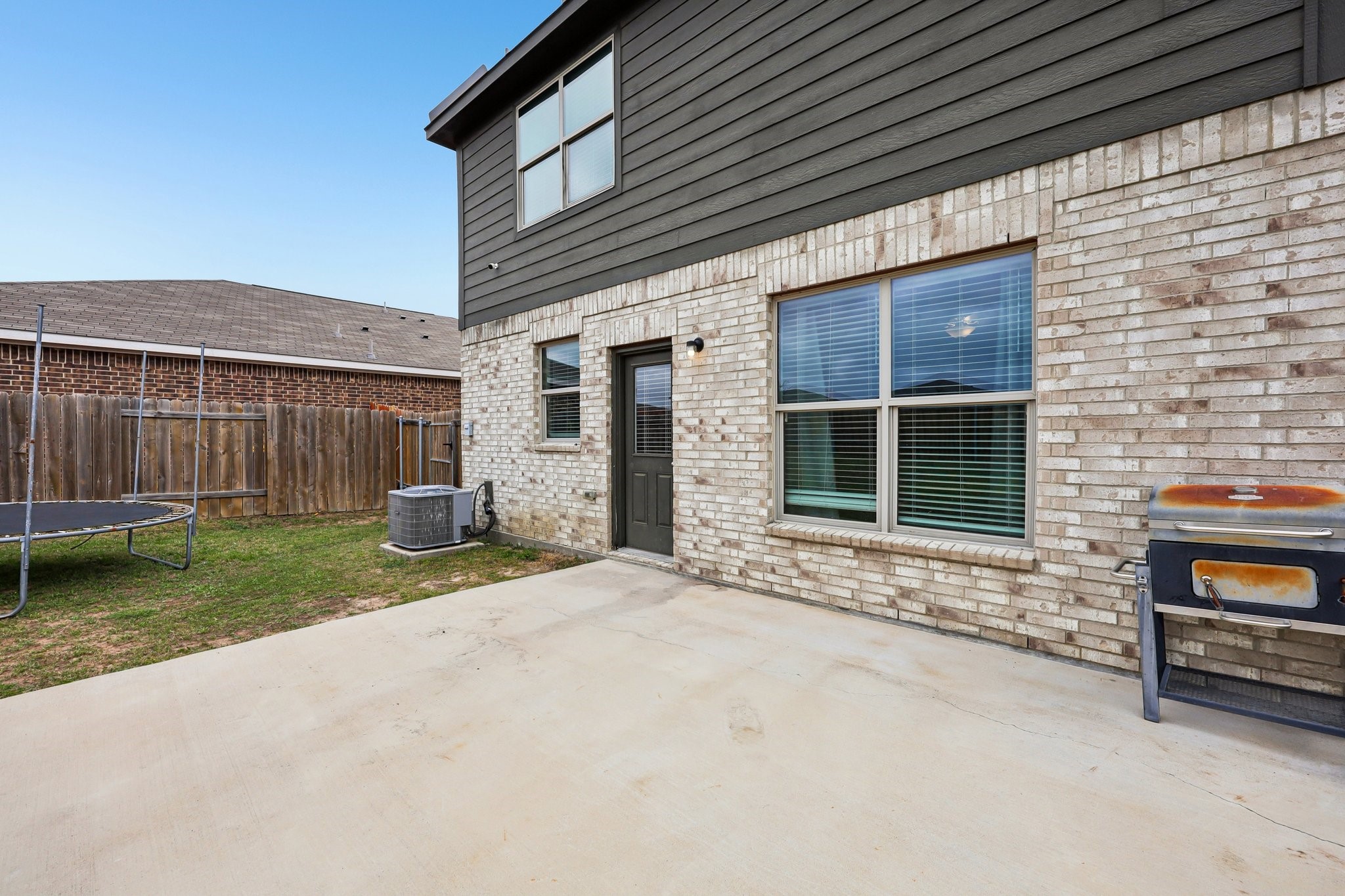 1927 Churchill Downs Drive Seagoville TX 75159