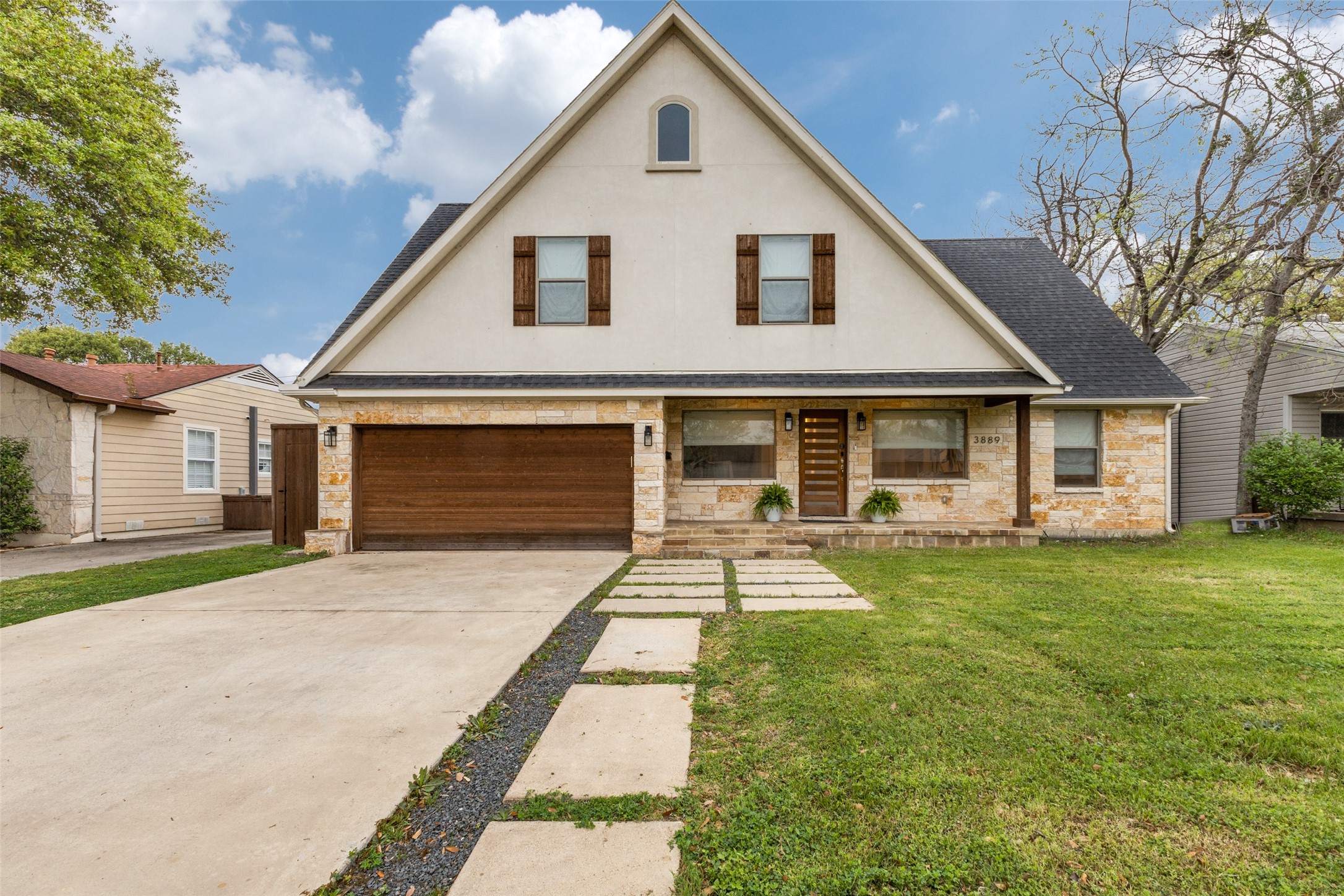 3889 Davila Drive Dallas TX 75220