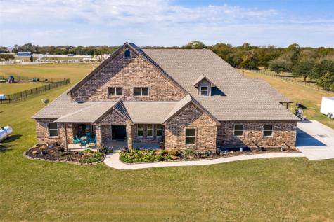 211 Hidden Lakes Boulevard Gunter TX 75058