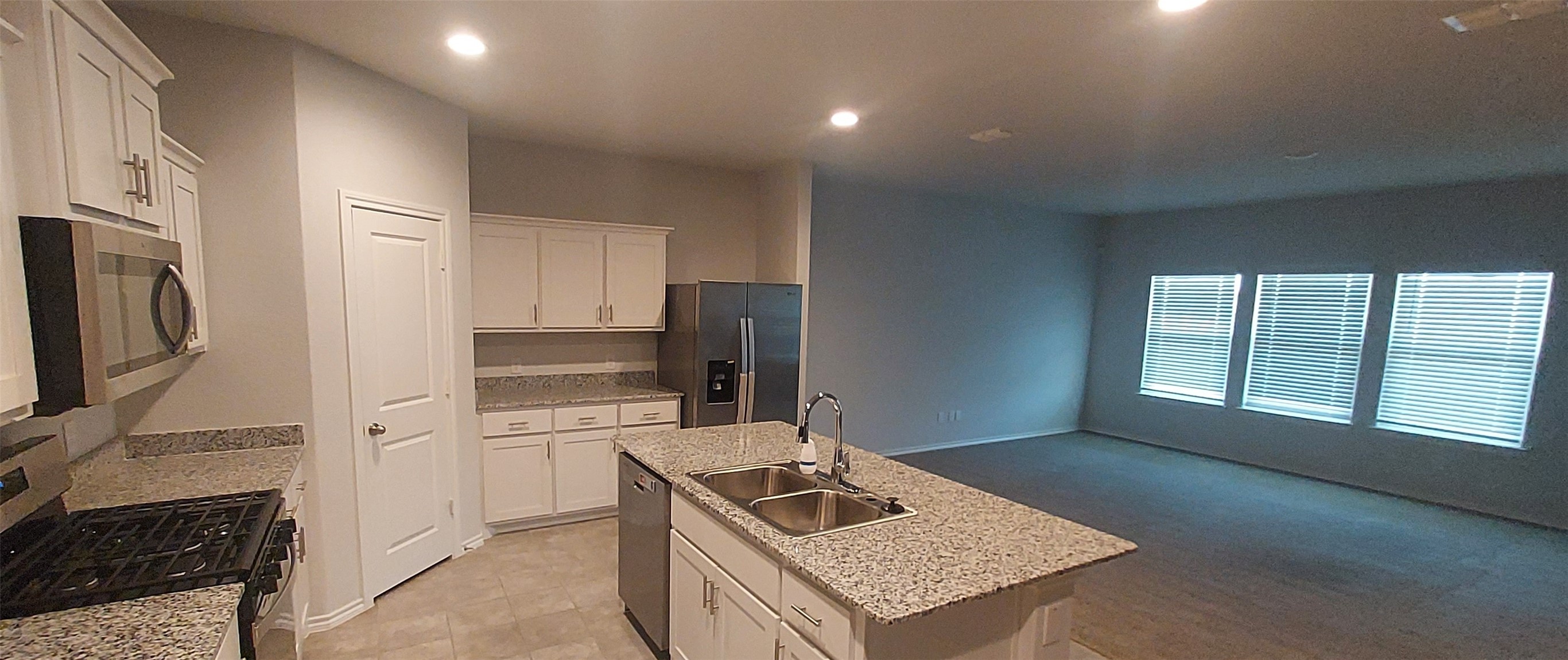 601 Whitecomb Lane Justin TX 76247