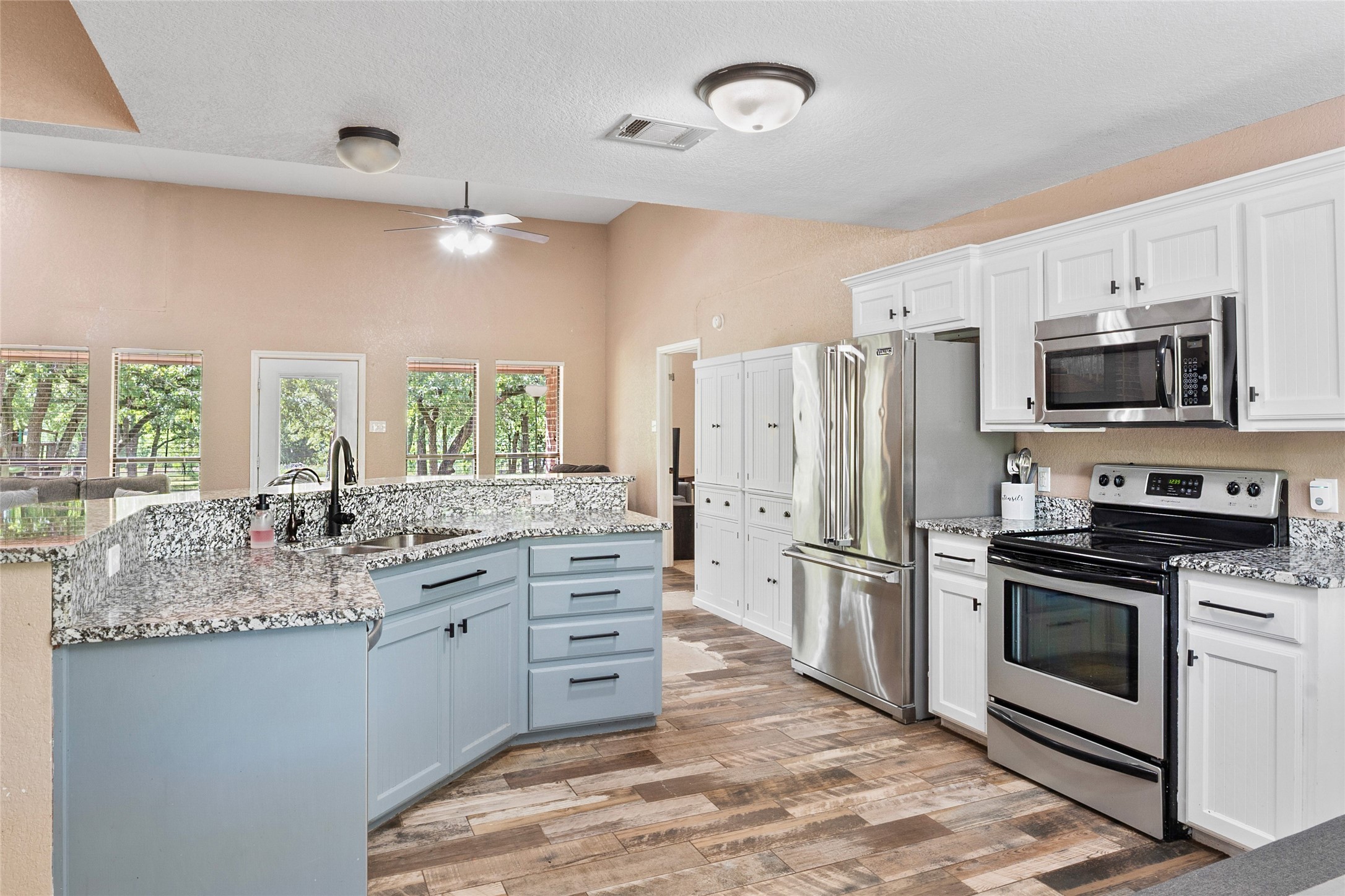 483 County Road 1591 Sunset TX 76270