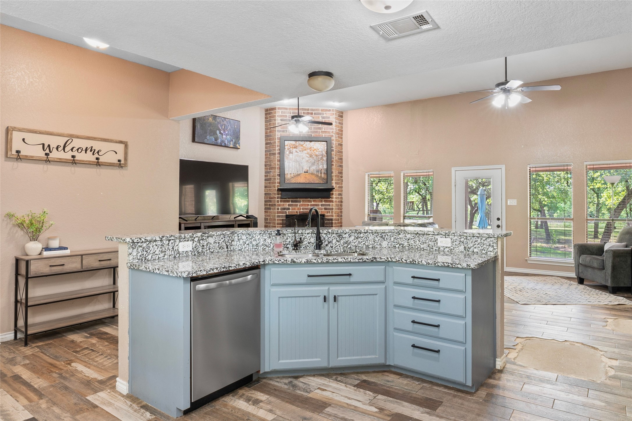 483 County Road 1591 Sunset TX 76270