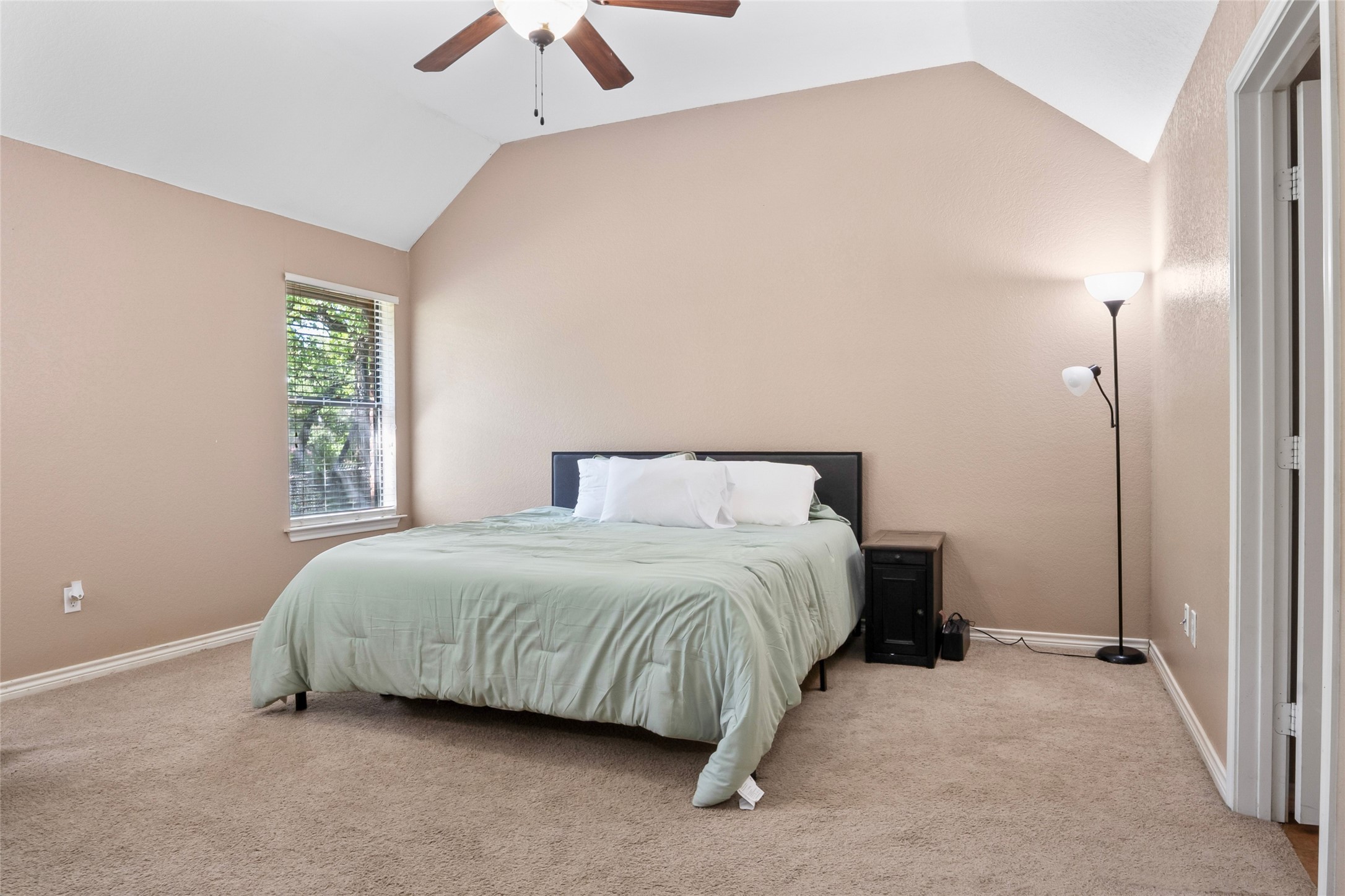 483 County Road 1591 Sunset TX 76270