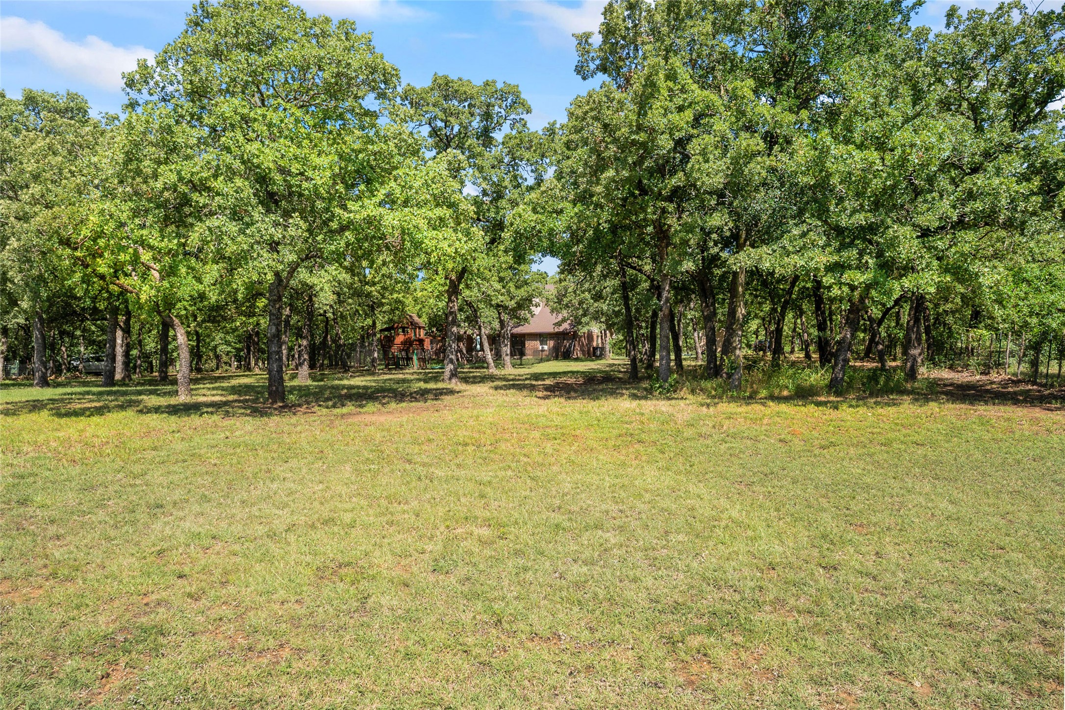 483 County Road 1591 Sunset TX 76270