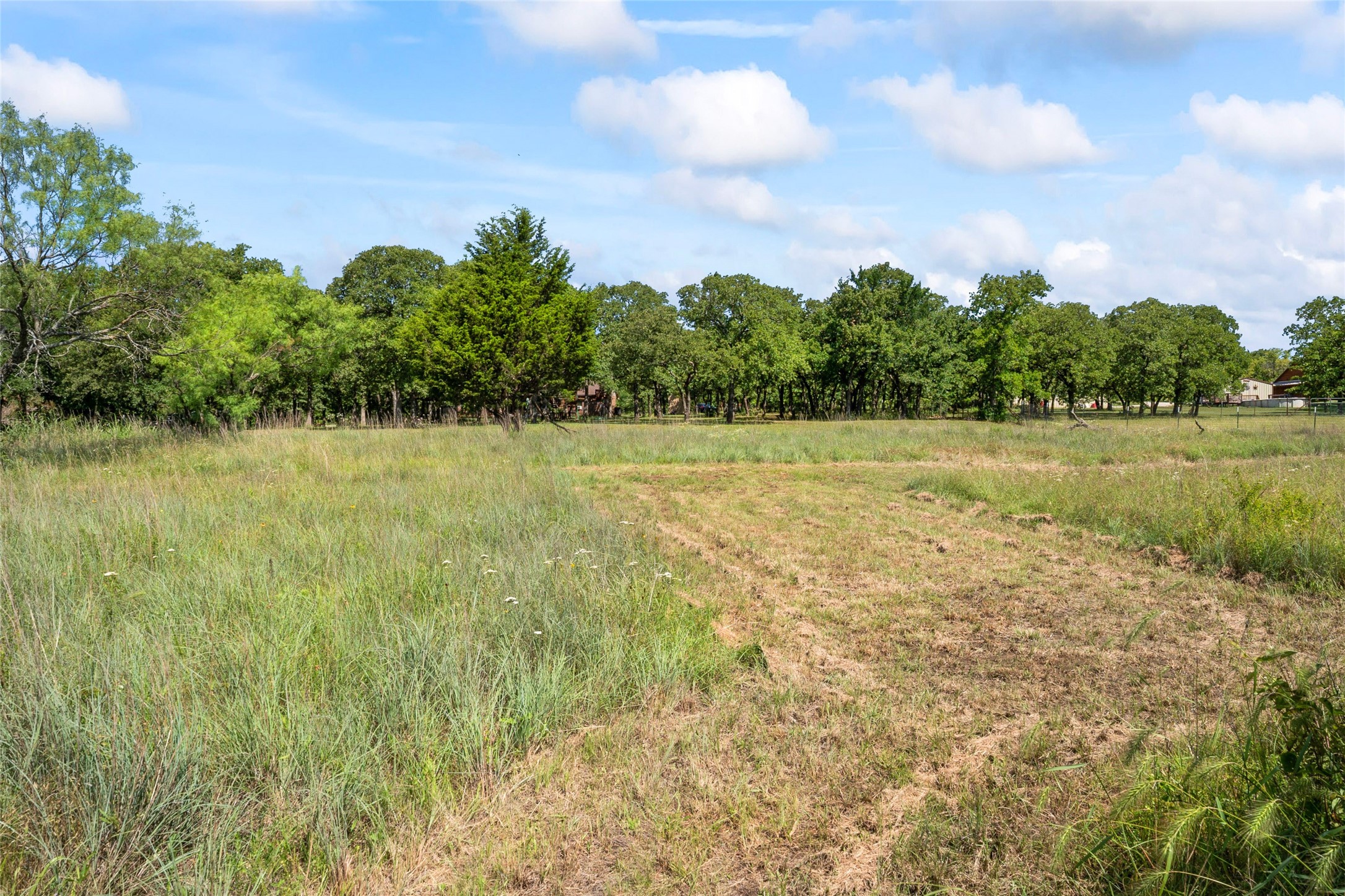 483 County Road 1591 Sunset TX 76270