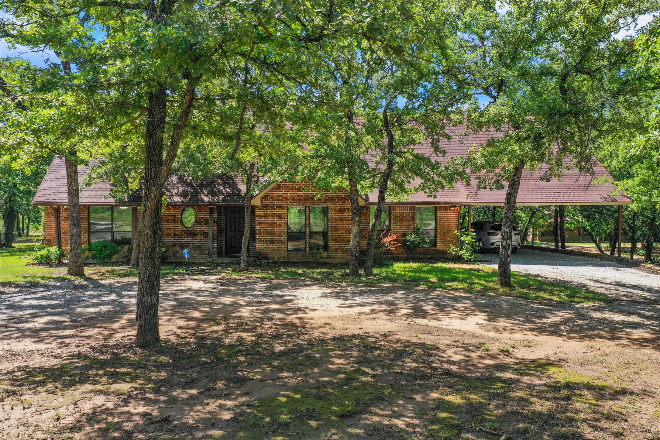 483 County Road 1591 Sunset TX 76270