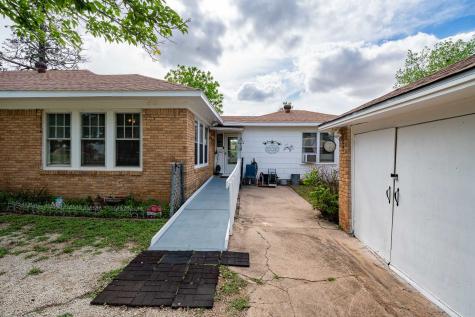 1442 Lowden Street Abilene TX 79601
