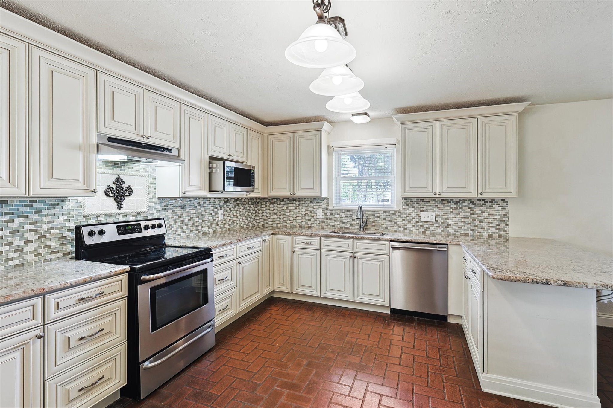 1005 Hopkins Drive Denton TX 76205