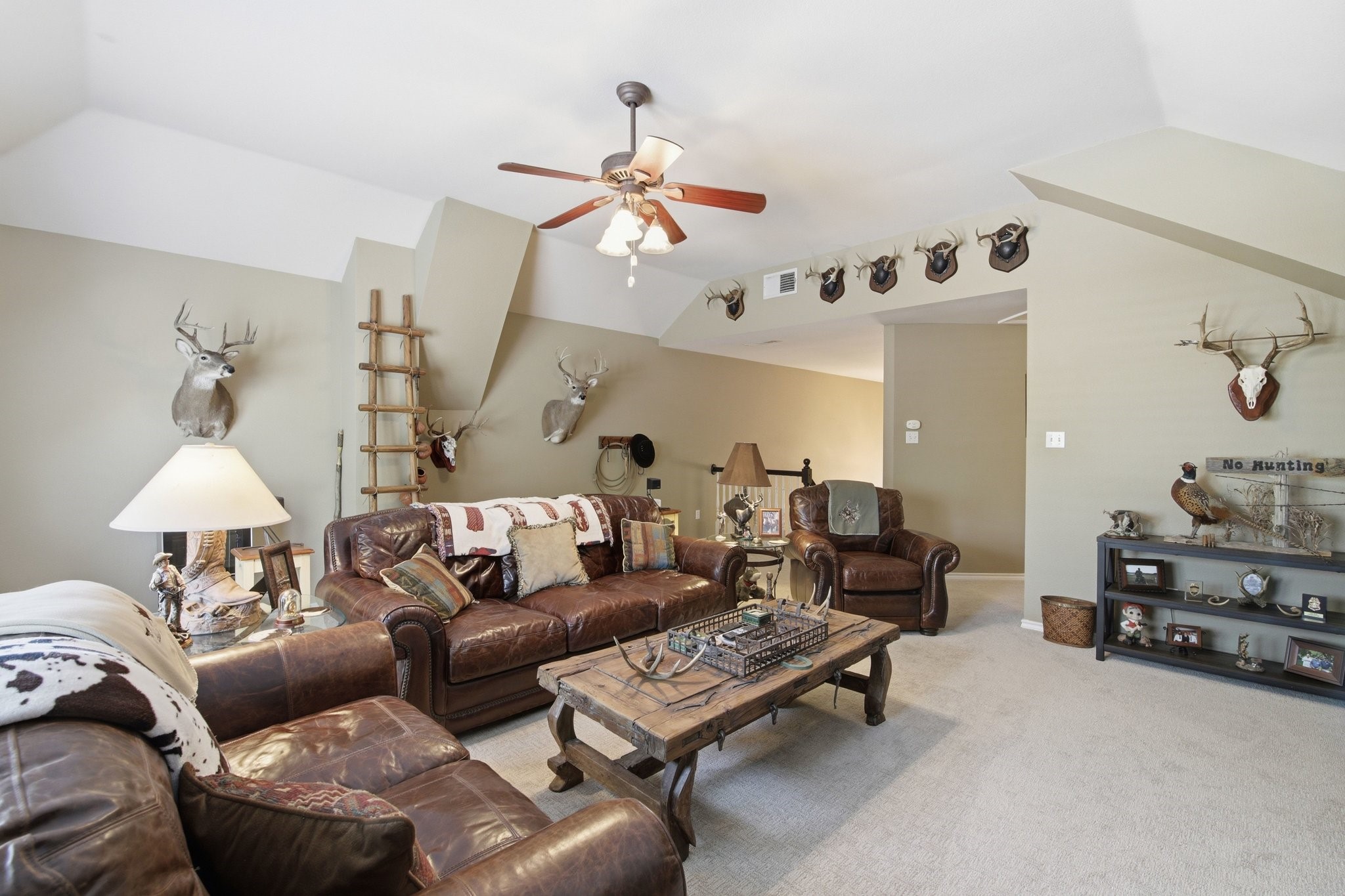1117 Crestview Drive Bedford TX 76021