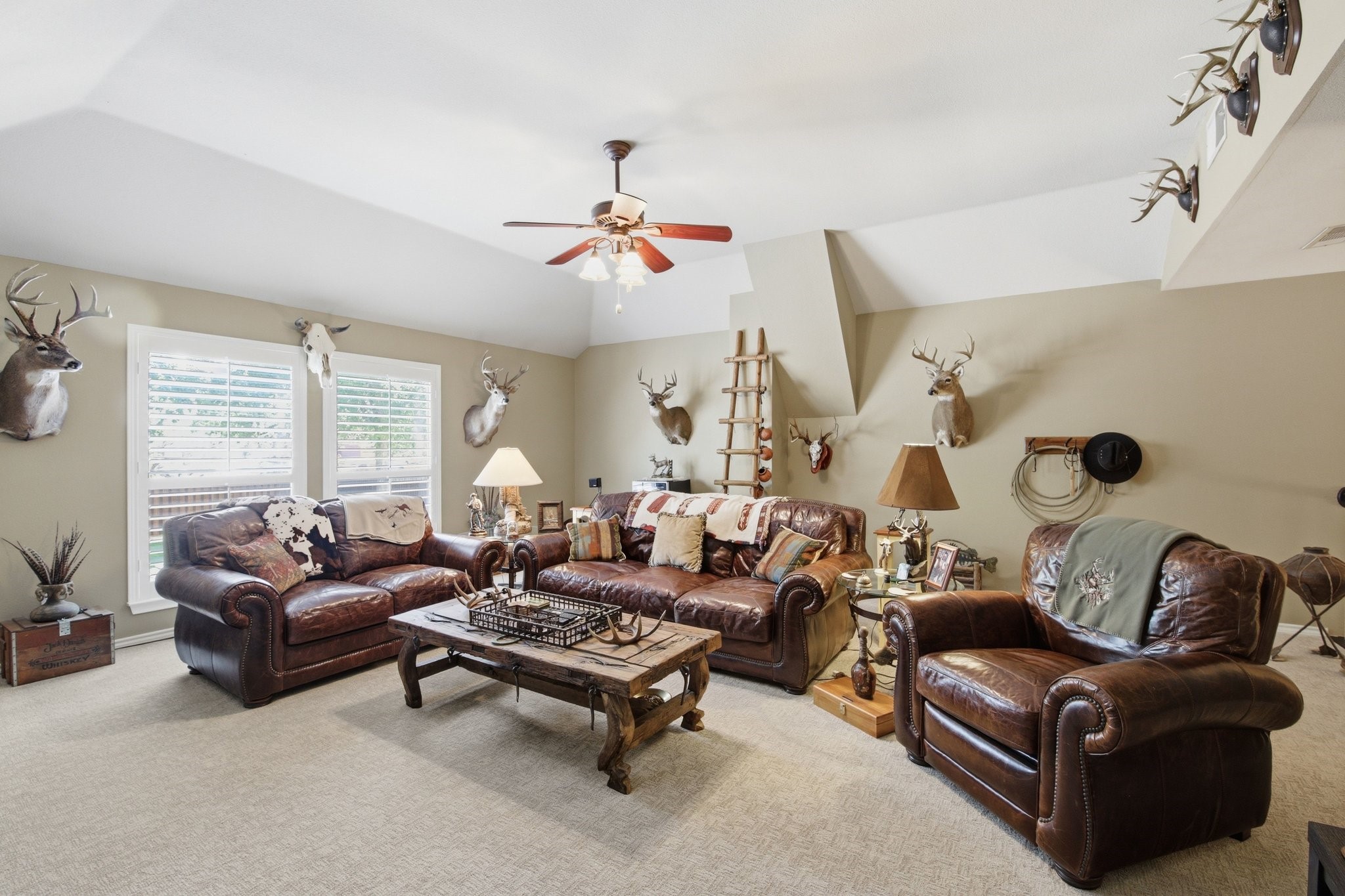 1117 Crestview Drive Bedford TX 76021