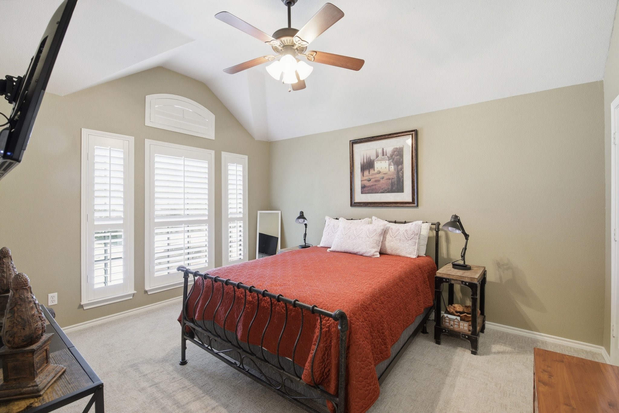 1117 Crestview Drive Bedford TX 76021