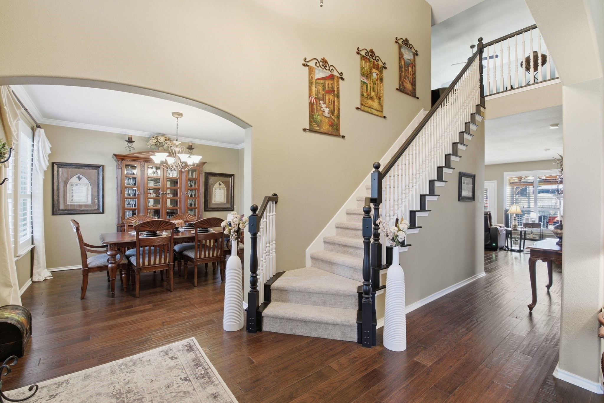 1117 Crestview Drive Bedford TX 76021