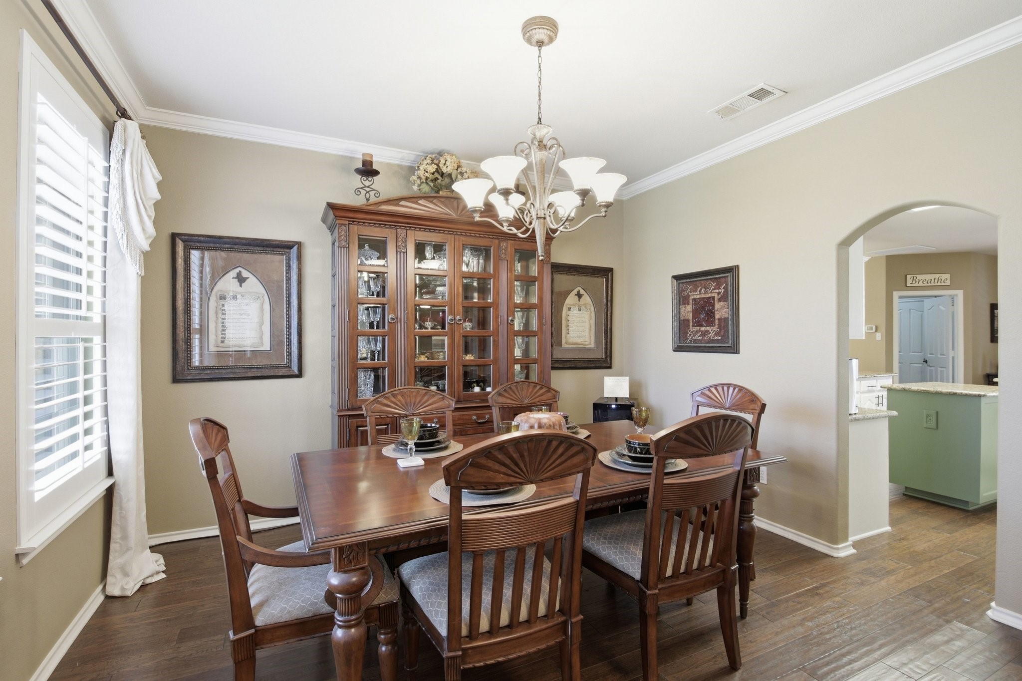 1117 Crestview Drive Bedford TX 76021