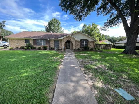 303 Pamela Drive Mineola TX 75773