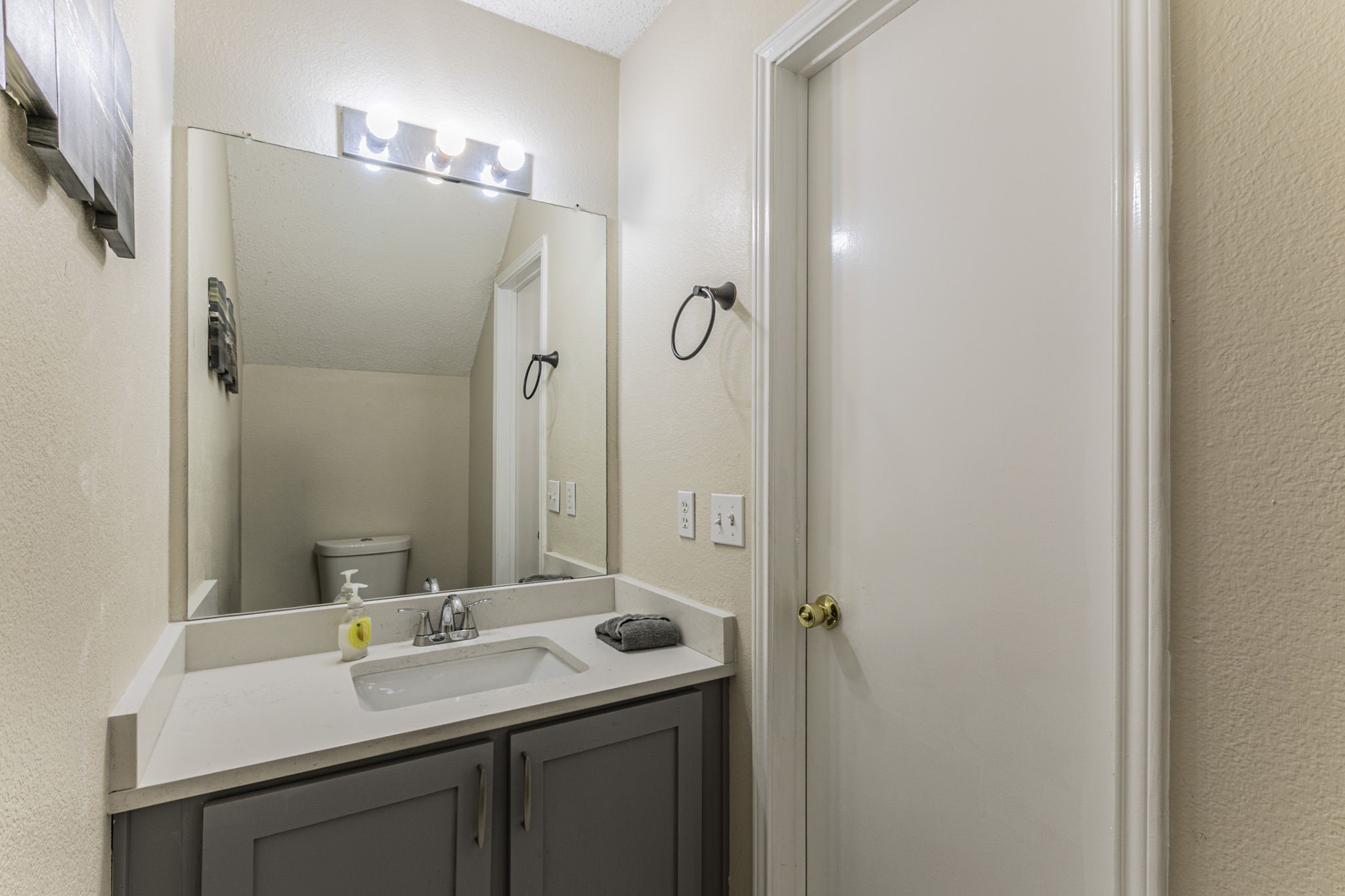 226 Yale Boulevard Glenn Heights TX 75154