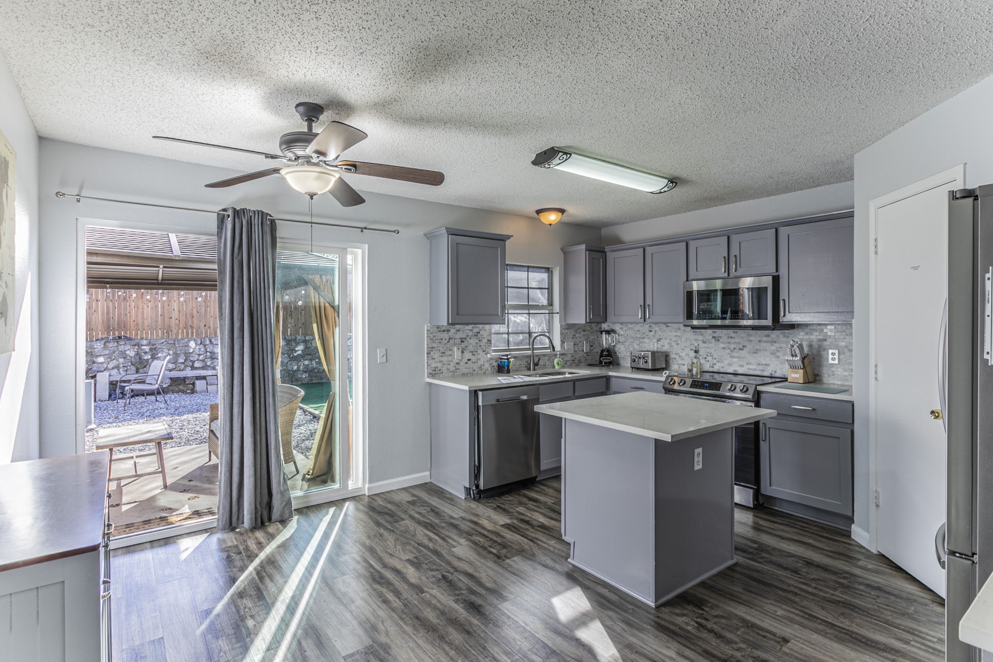 226 Yale Boulevard Glenn Heights TX 75154