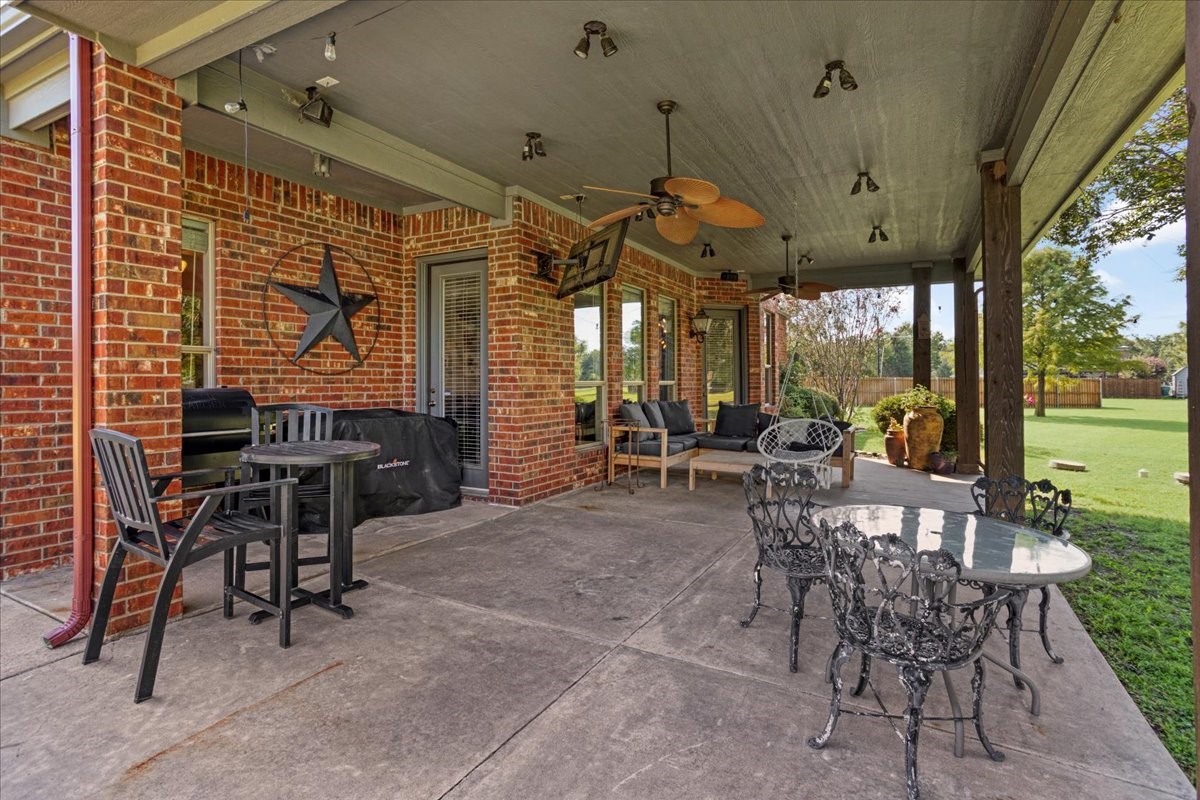 1404 Tejas Drive Sherman TX 75092