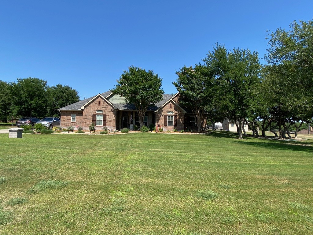104 Charcoal Bluff Court Azle TX 76020