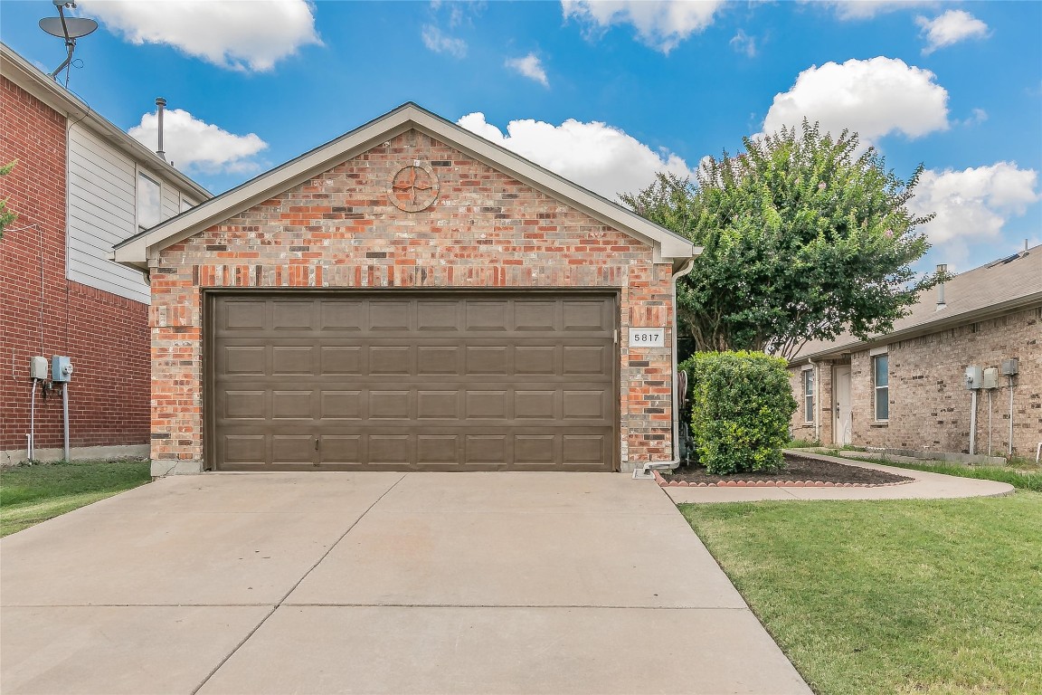 5817 Melanie Drive Fort Worth TX 76131
