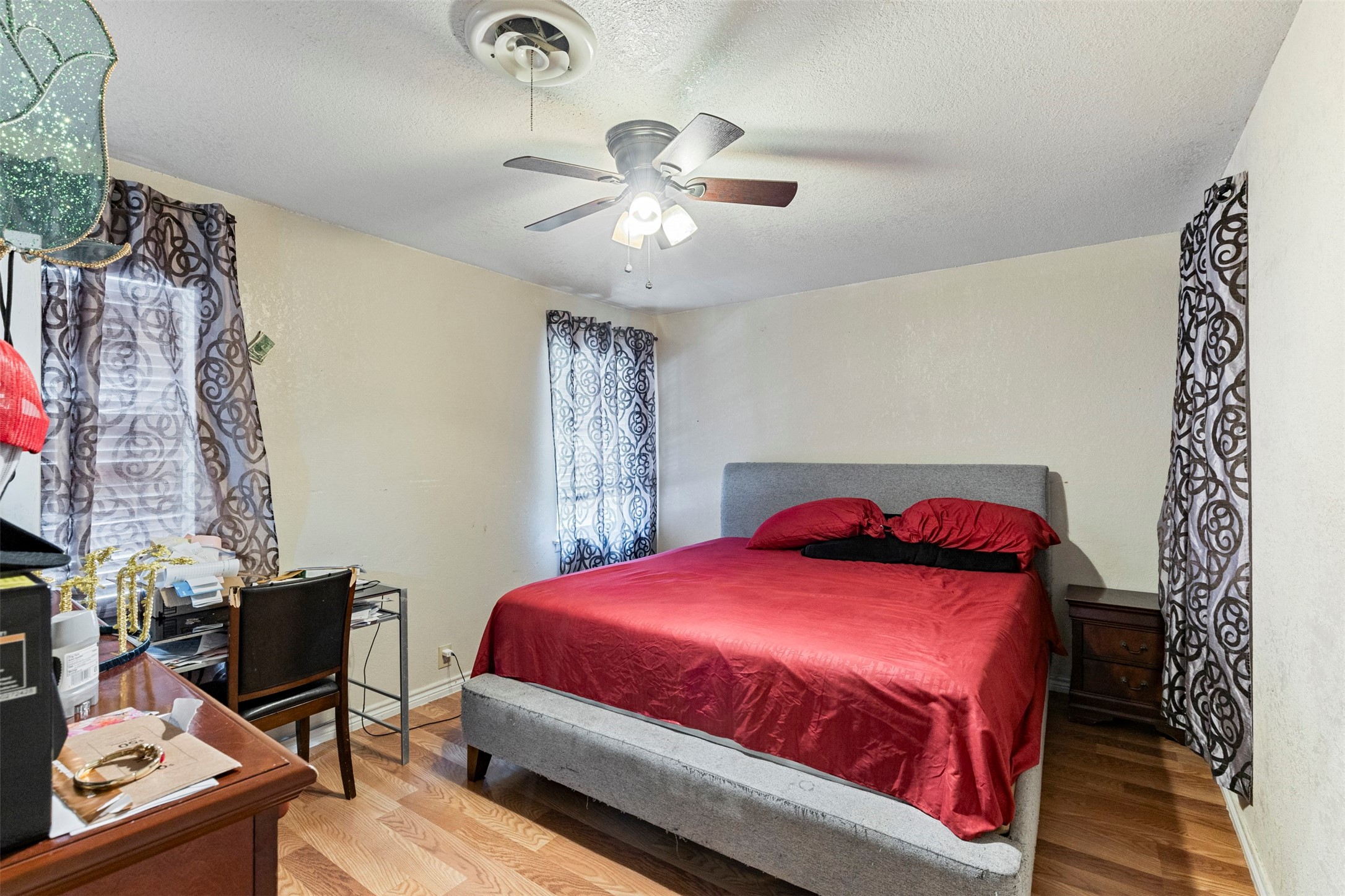 2211 Cloverdale Street Arlington TX 76010