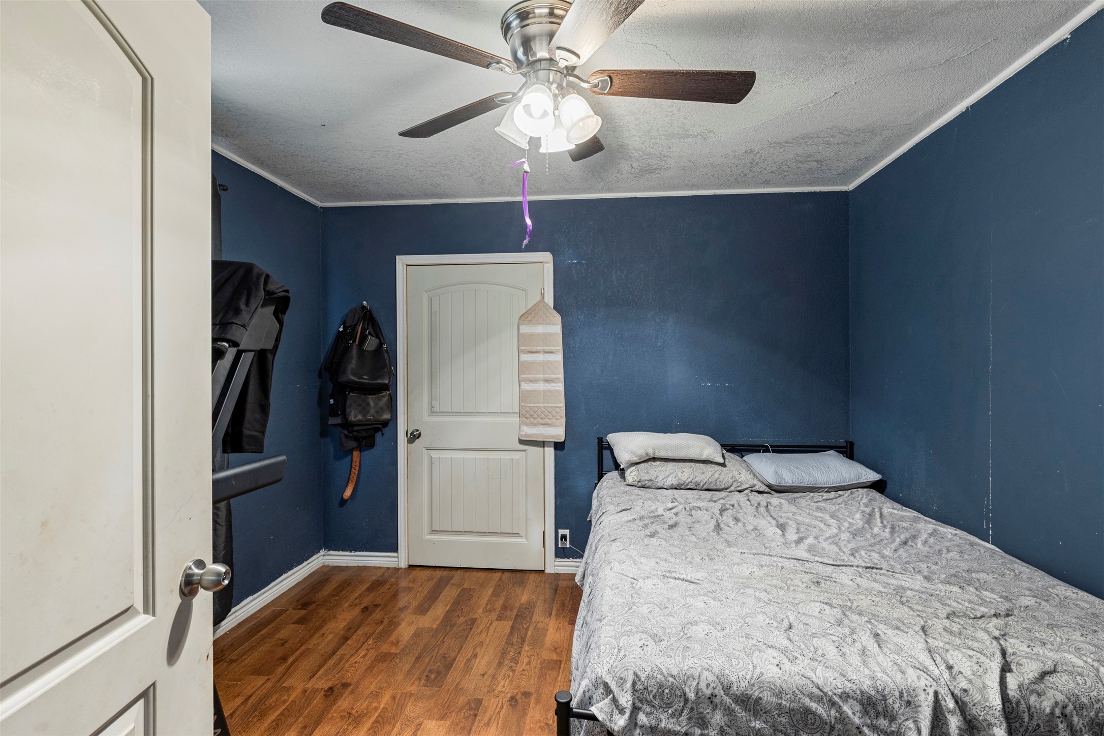 2211 Cloverdale Street Arlington TX 76010