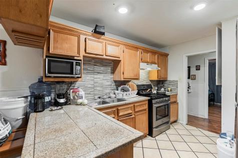 2211 Cloverdale Street Arlington TX 76010