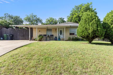 2211 Cloverdale Street Arlington TX 76010