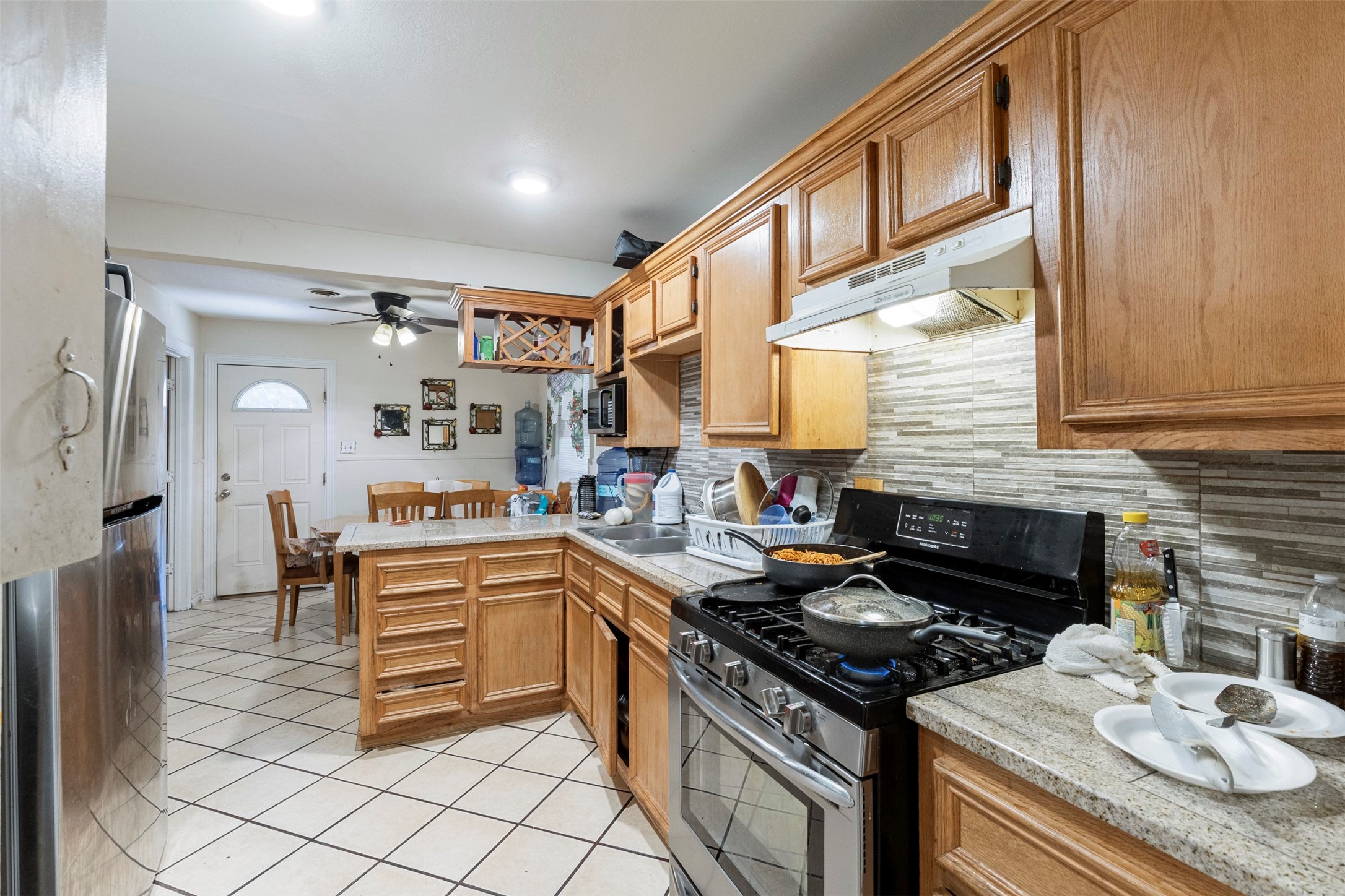 2211 Cloverdale Street Arlington TX 76010