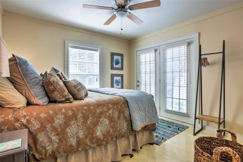 809 E Highway Street Fredericksburg TX 78624