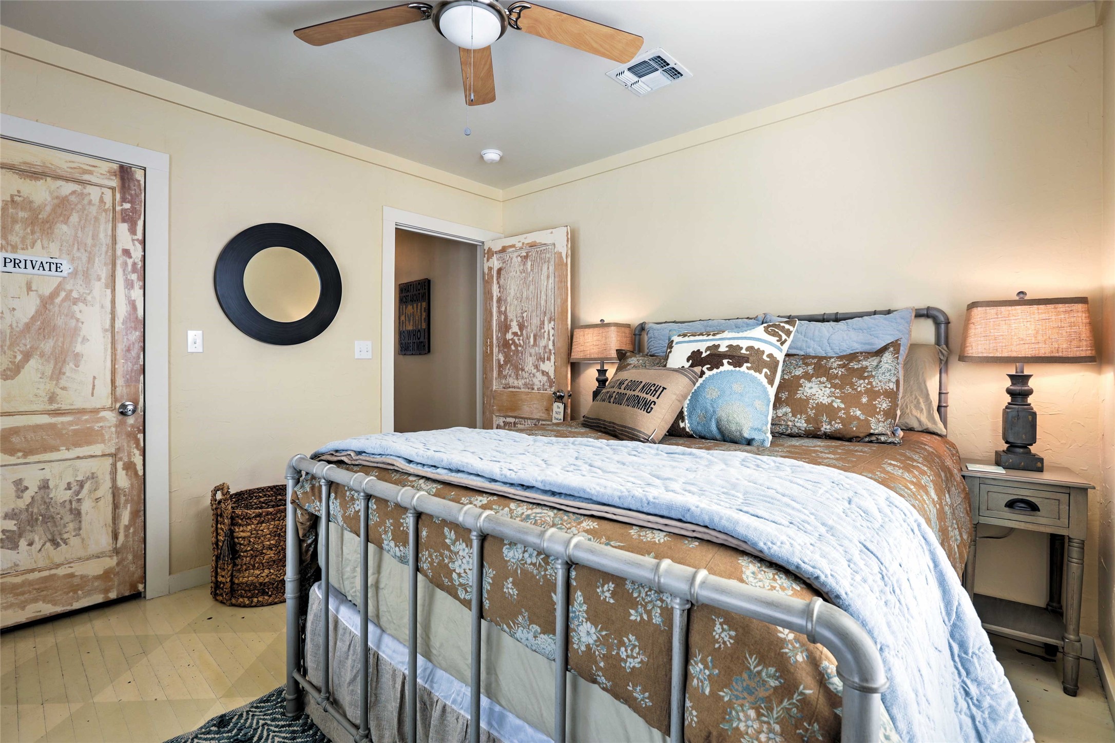 809 E Highway Street Fredericksburg TX 78624