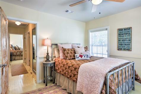 809 E Highway Street Fredericksburg TX 78624