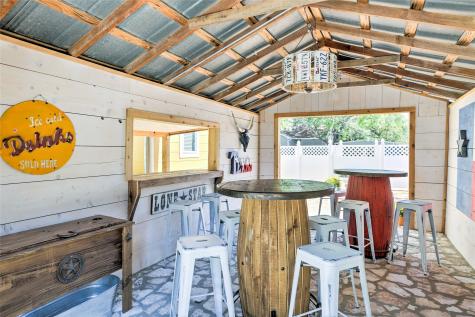 809 E Highway Street Fredericksburg TX 78624